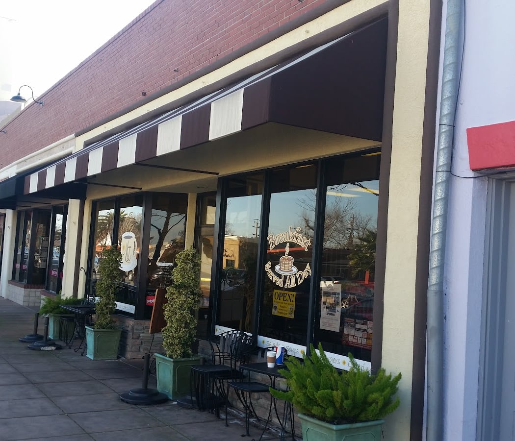 MJ's Downtown Cafe 2