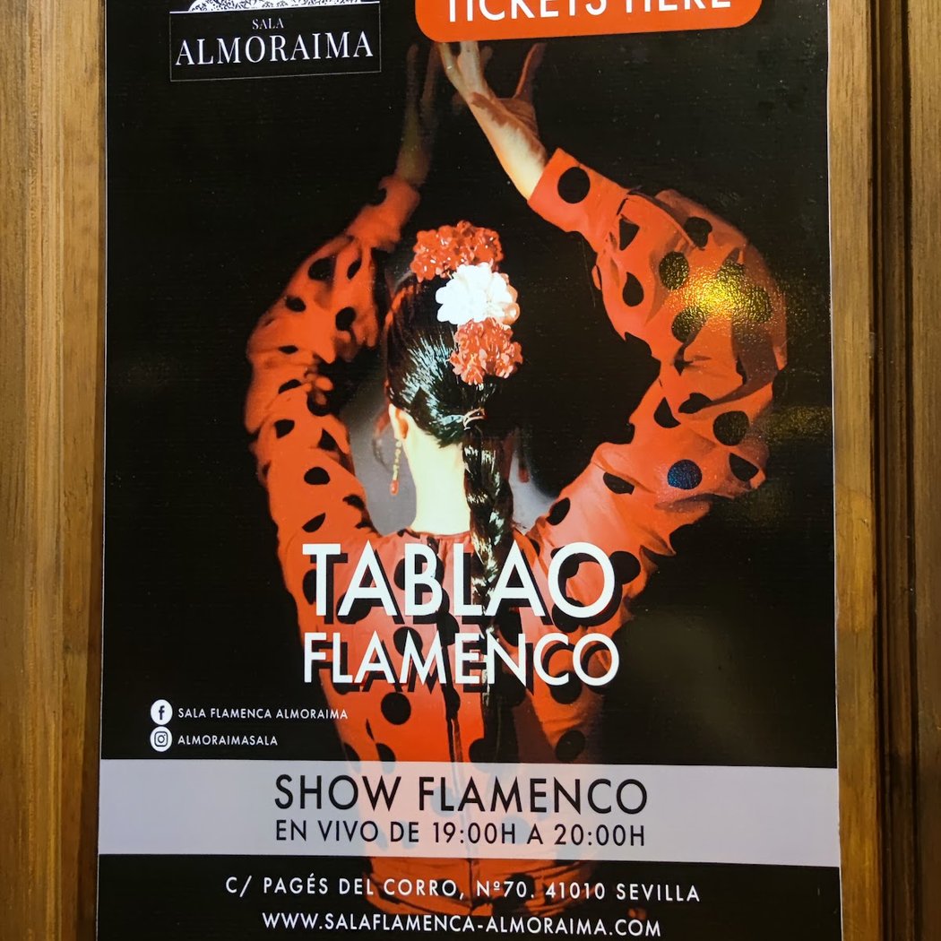 Esencia de Sevilla: Cerámica, Flamenco y Artesanía 1