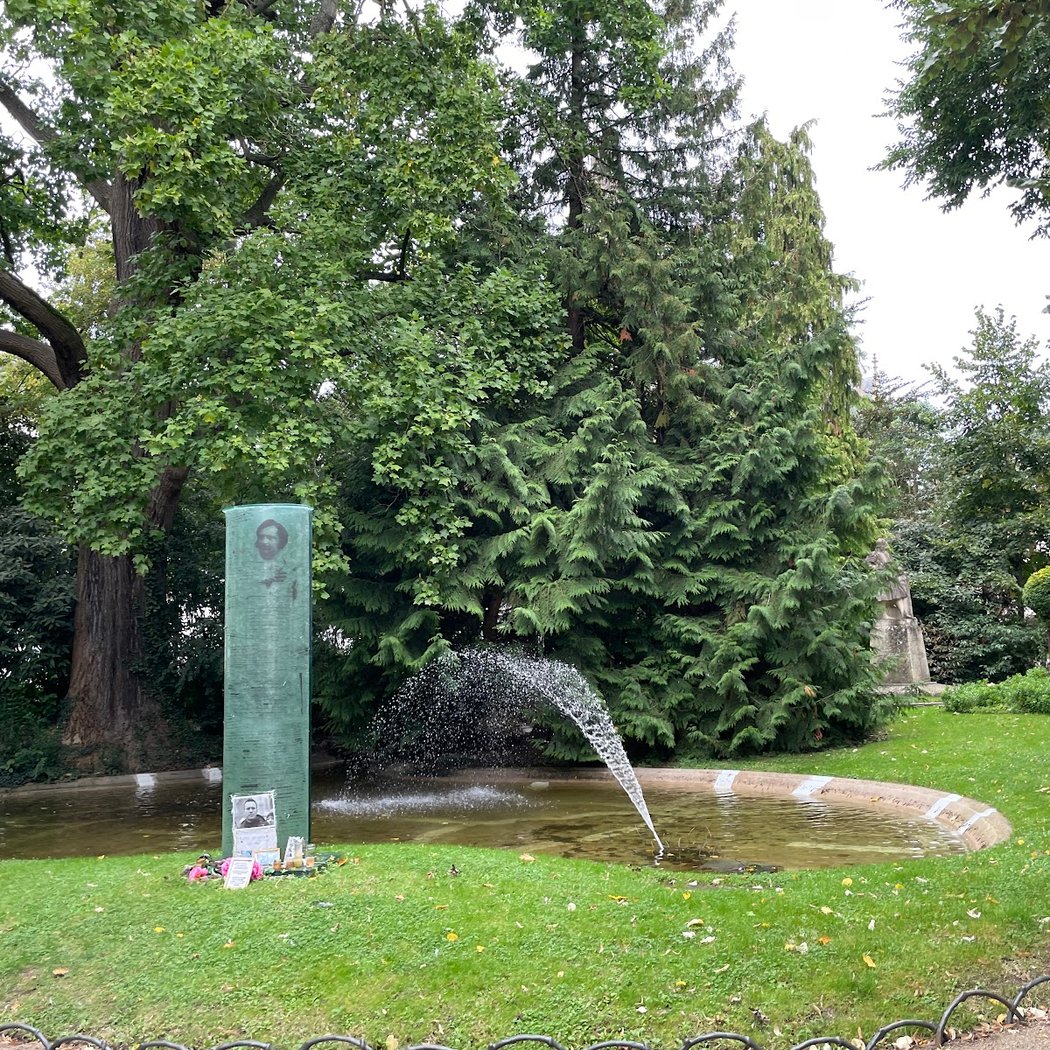 Square Sicard 3