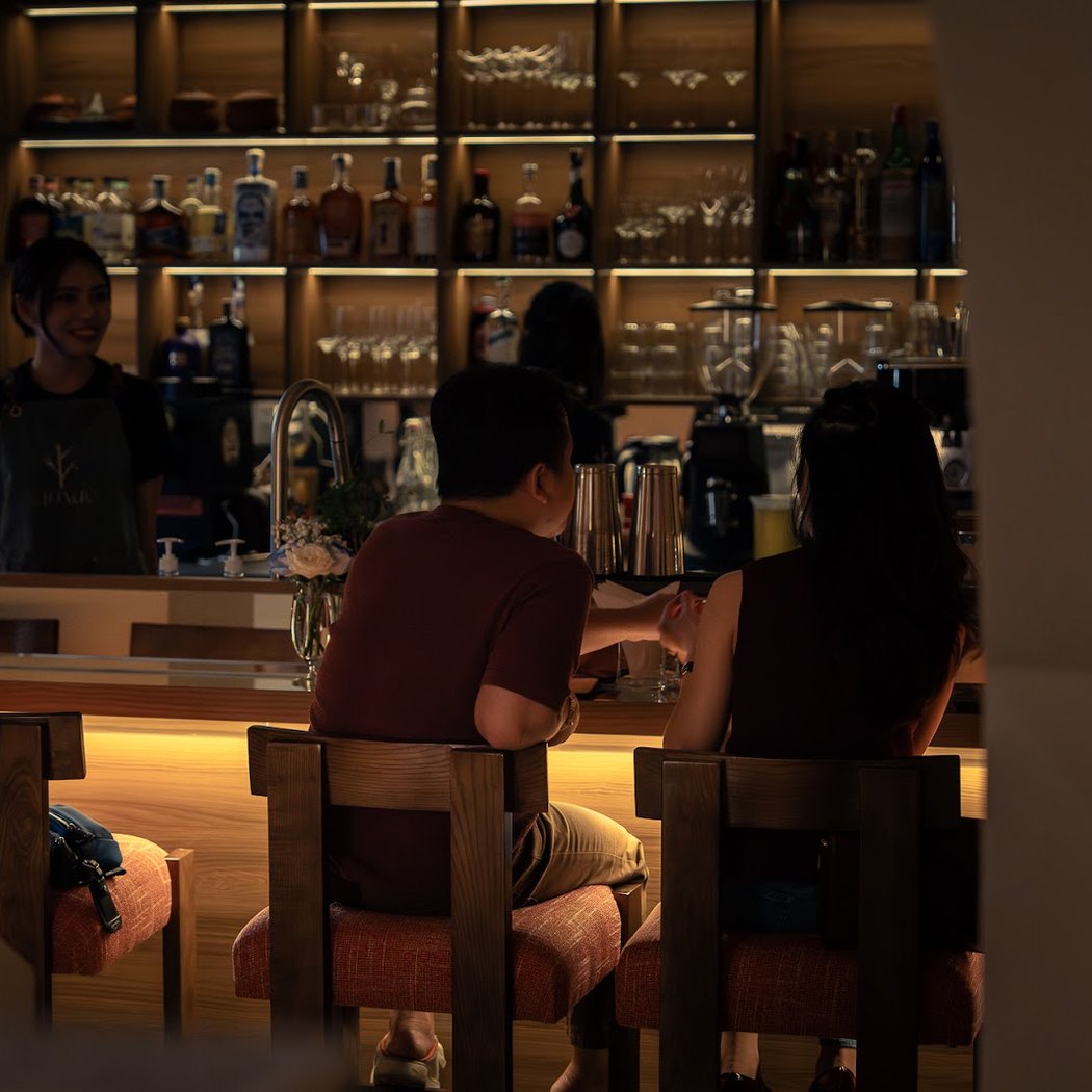 XÀO XẠC BAR - Quán Rượu Dưới Hiên 2