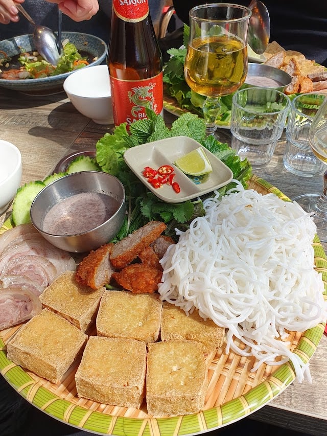 Phố Cổ 1