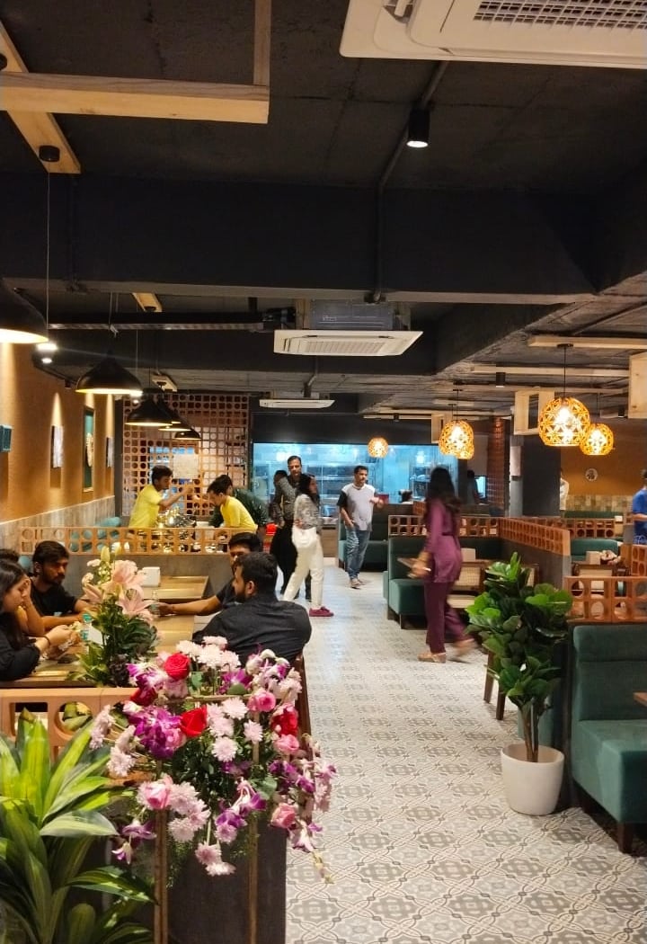 Kake Di Hatti Brigade Road 2