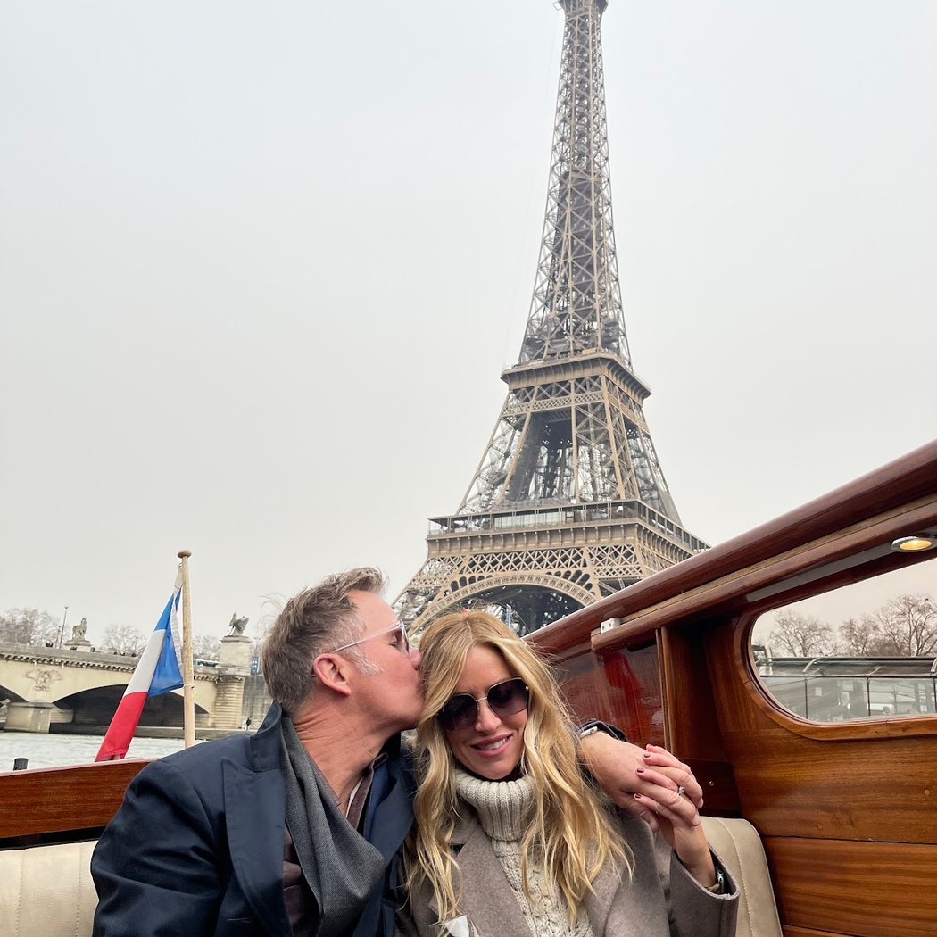 River Limousine 1