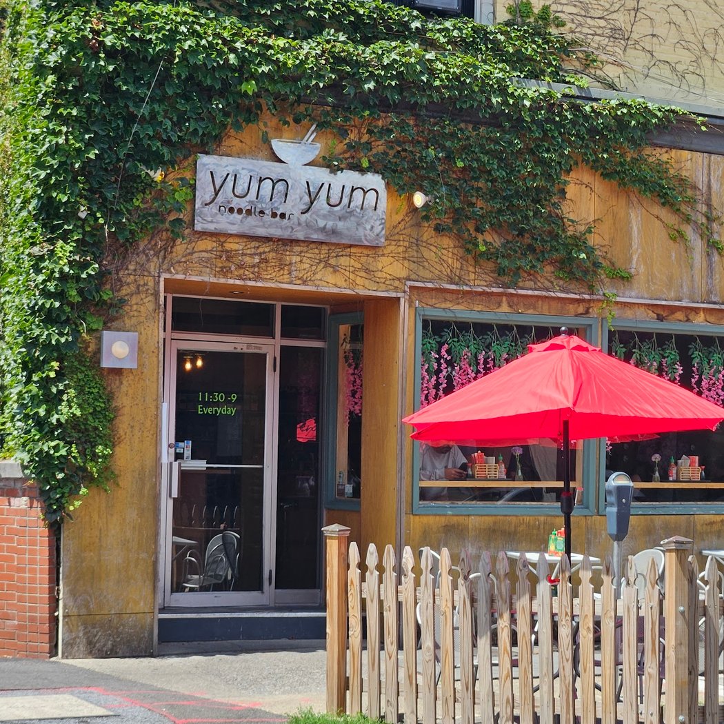 Yum Yum Noodle Bar - KINGSTON 2