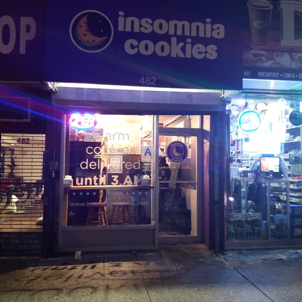 Insomnia Cookies 2
