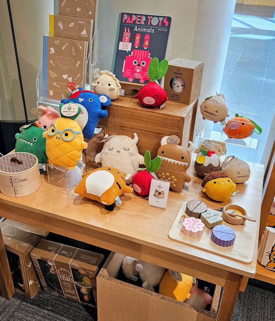 Cha May Ching Museum Boutique 1
