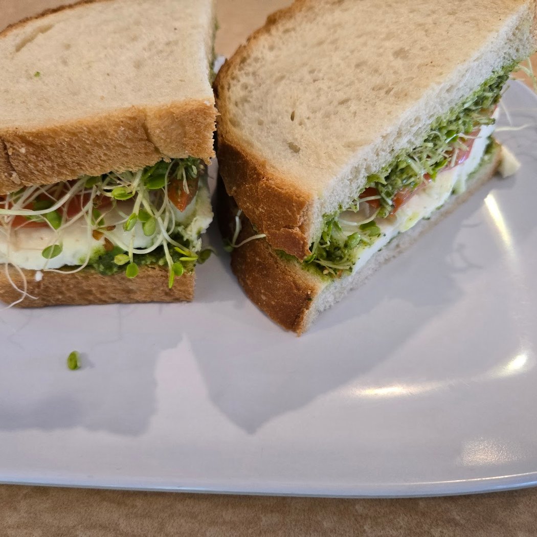 Erik's DeliCafé 3