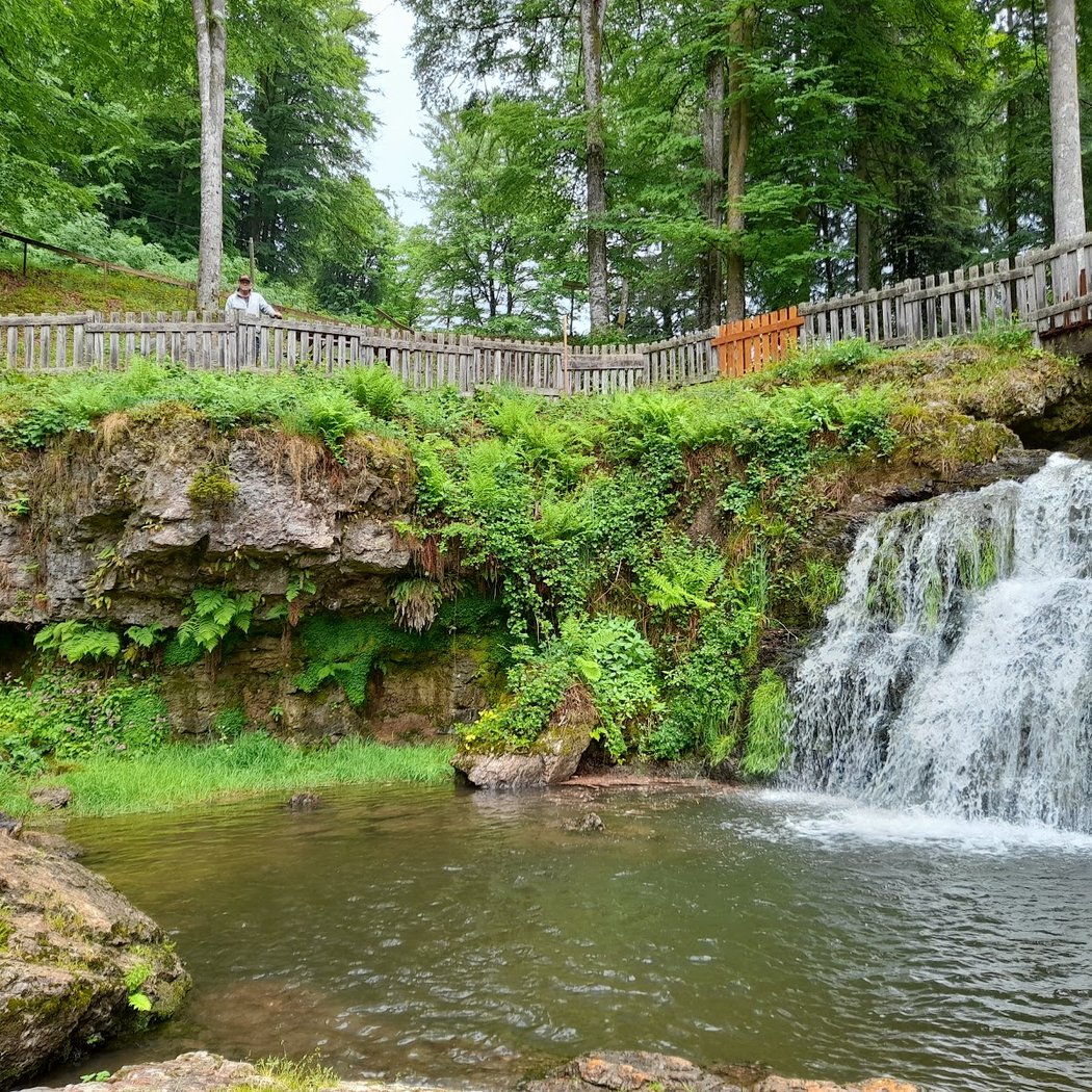 Cascade Du Gué Du Saut 1