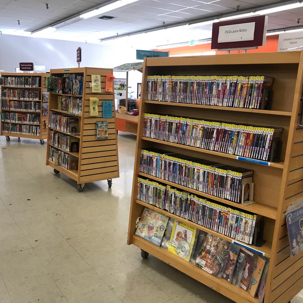 Spanish First Chapter Book Club 2