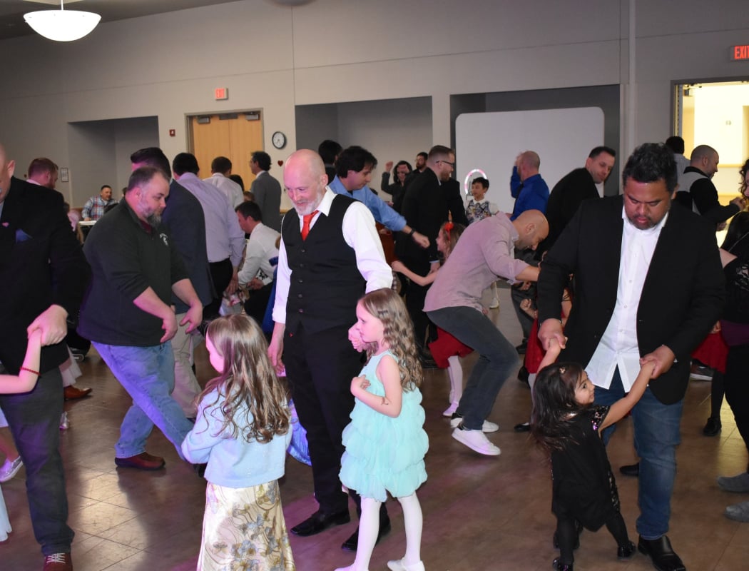 Cupid Family Shuffle 1