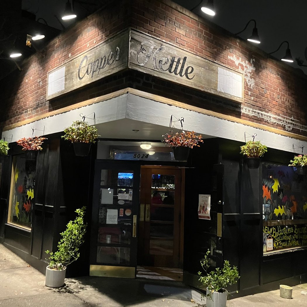 Copper Kettle Bar & Restaurant 2