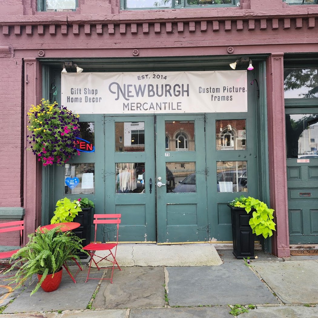 Newburgh Mercantile Gifts and Picture Framing 2