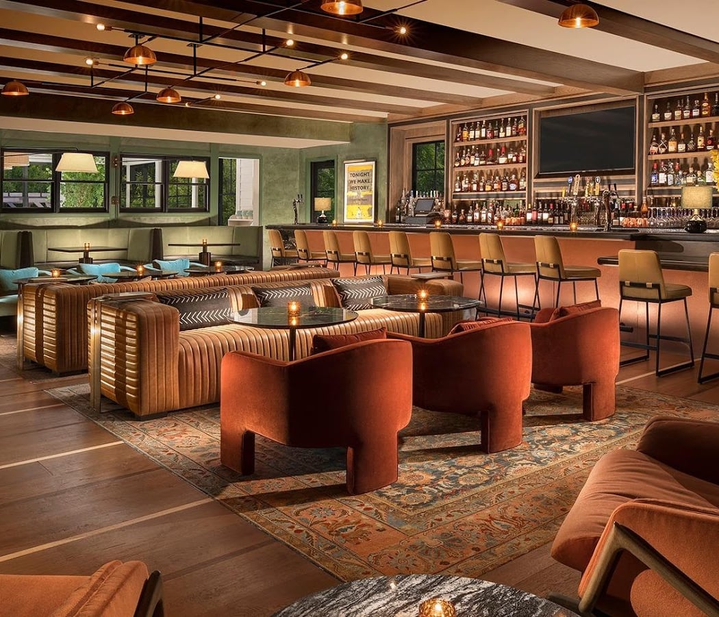 The Bar at MacArthur 2