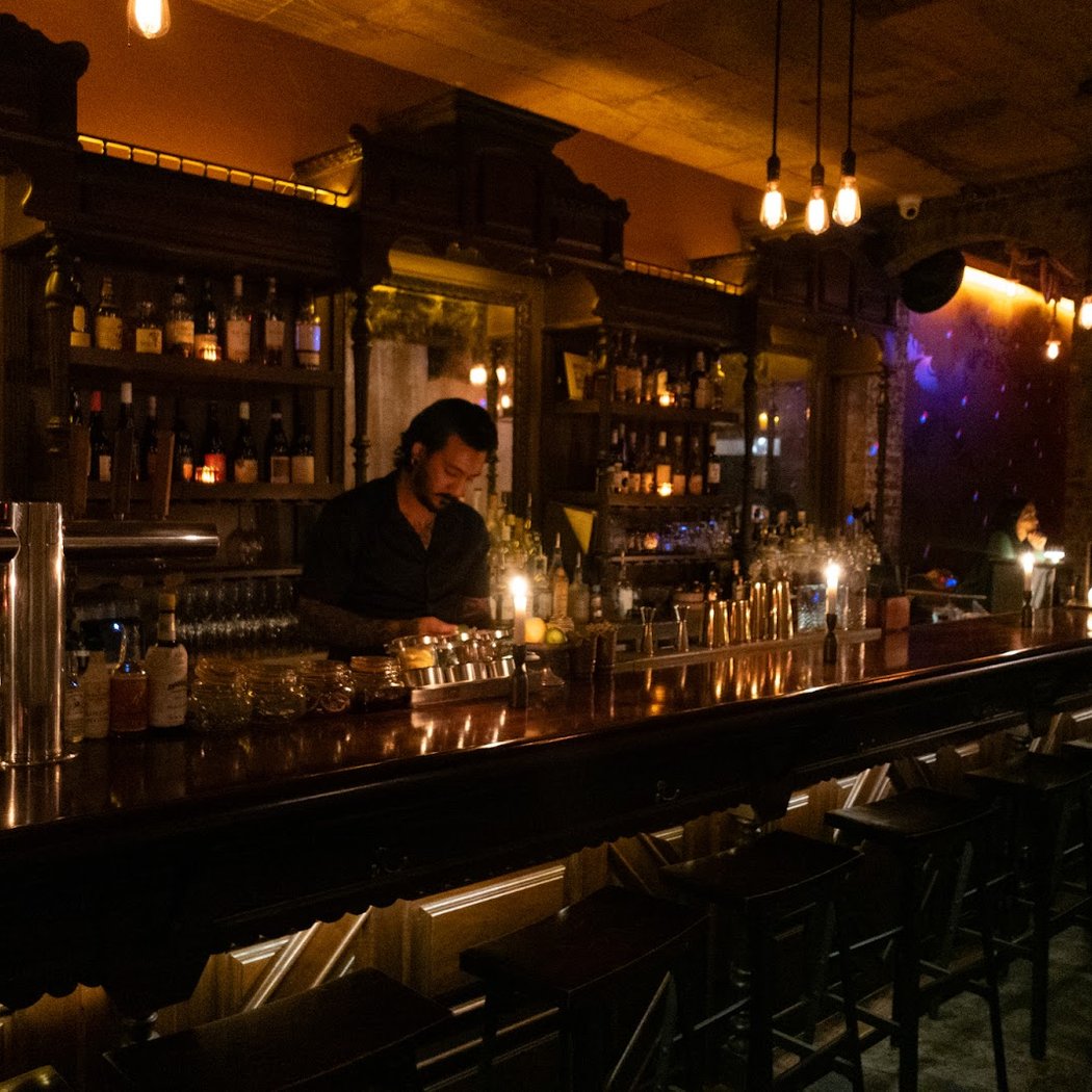 DiWine Natural Wine Bar & Restaurant 2