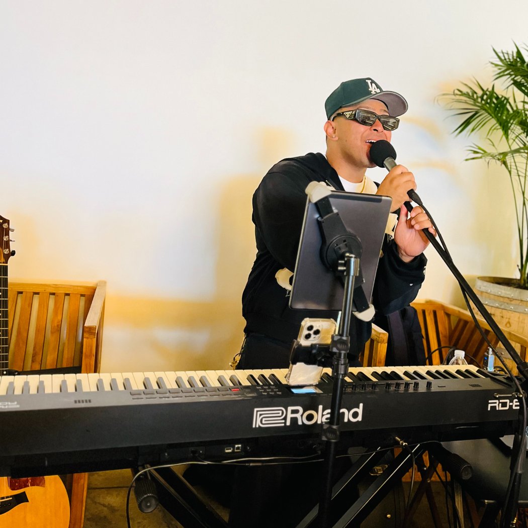 MAKE Living Room Session: Leo Santos 2