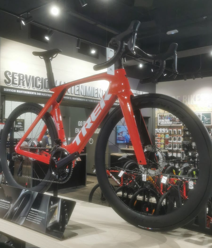 Trek Bicycle Sevilla 1
