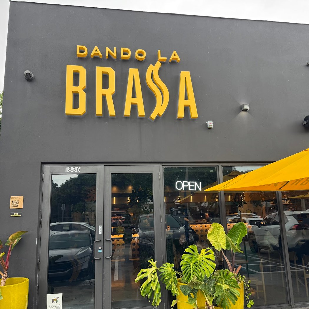 Dando La Brasa 2
