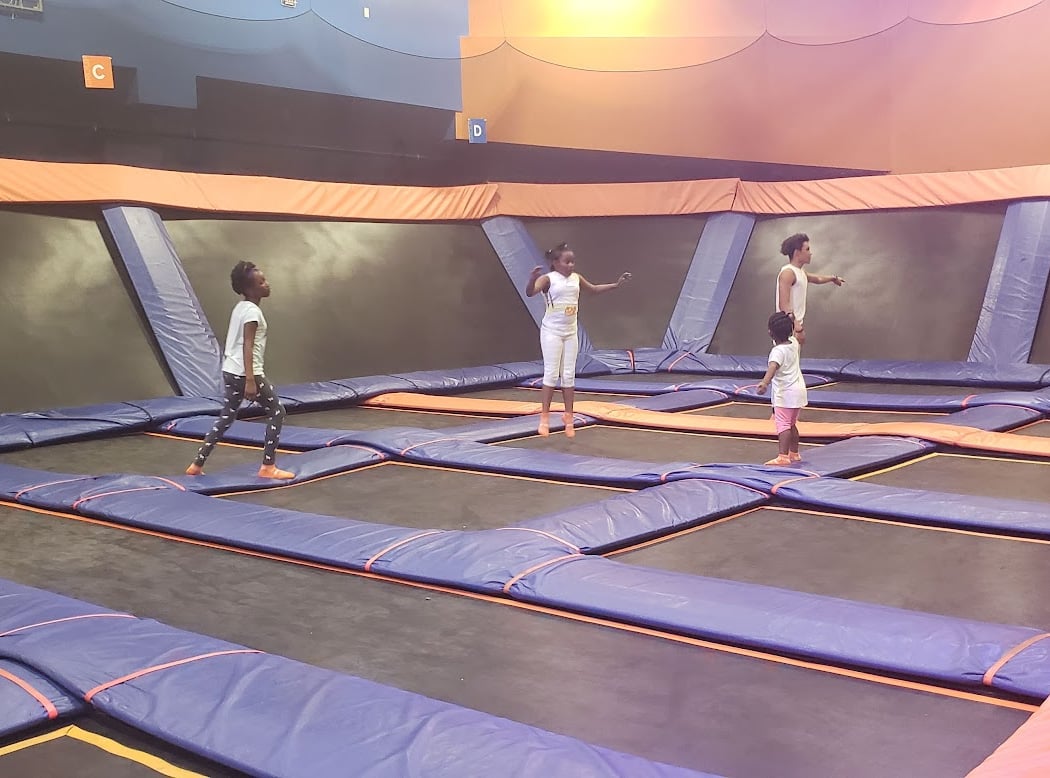 Sky Zone Trampoline Park 3