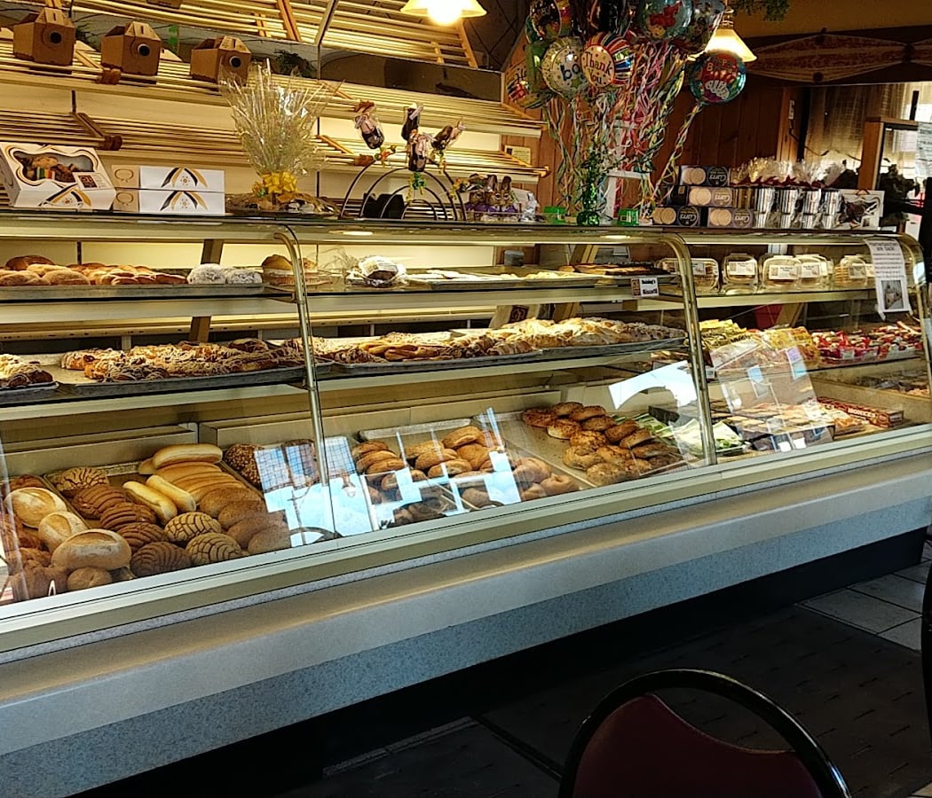 Deising's Bakery & Restaurant 2