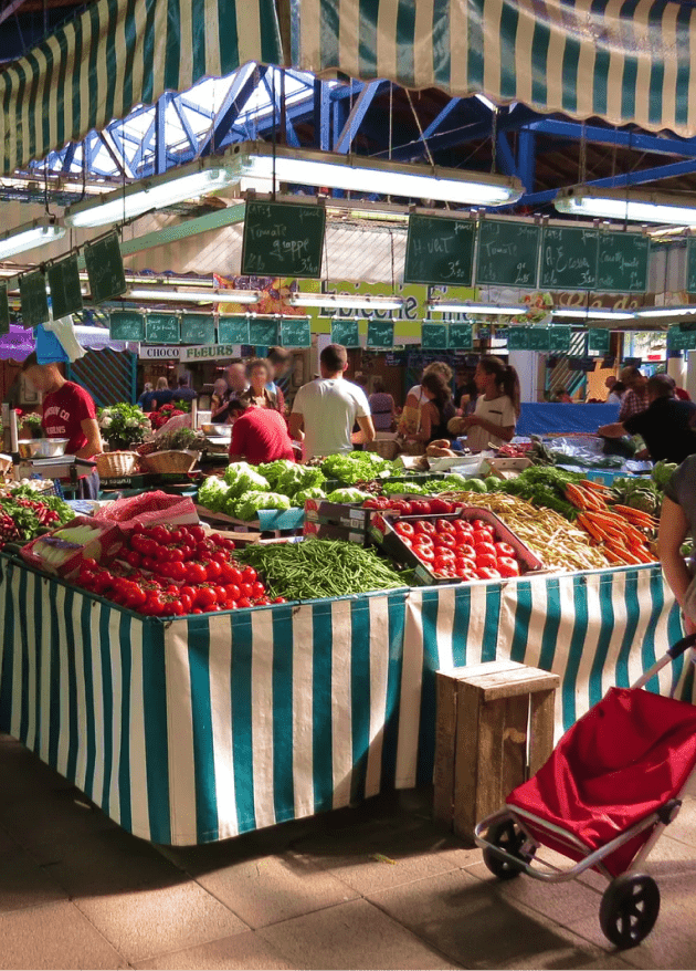 Market downtown 2