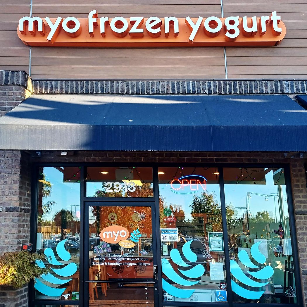 MYO Frozen Yogurt 2