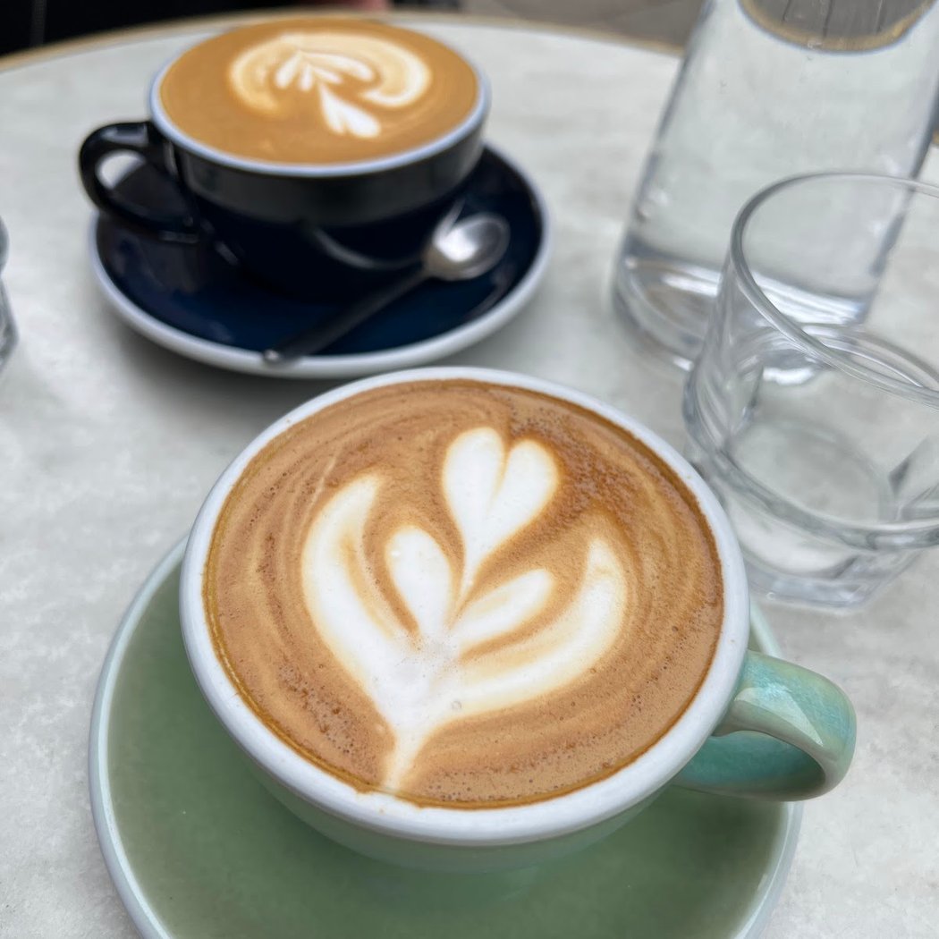 Alaïa café & boutique