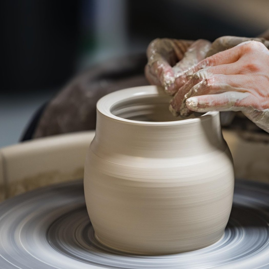 Cours hebdomadaire poterie ados 1