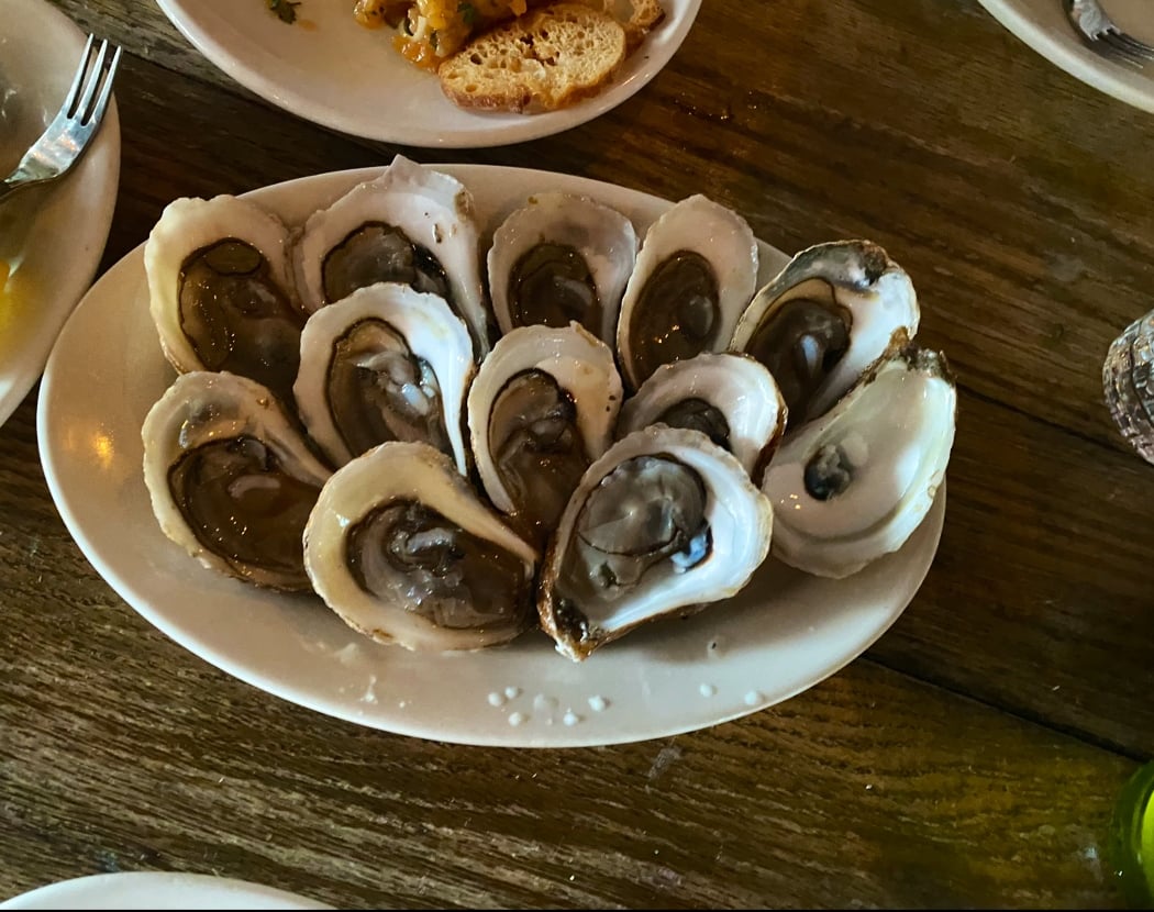 Oyster Happy Hour 3