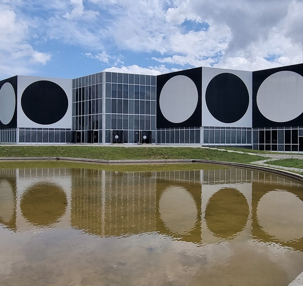 Rétrospective de l’épouse fondatrice du lieu 3