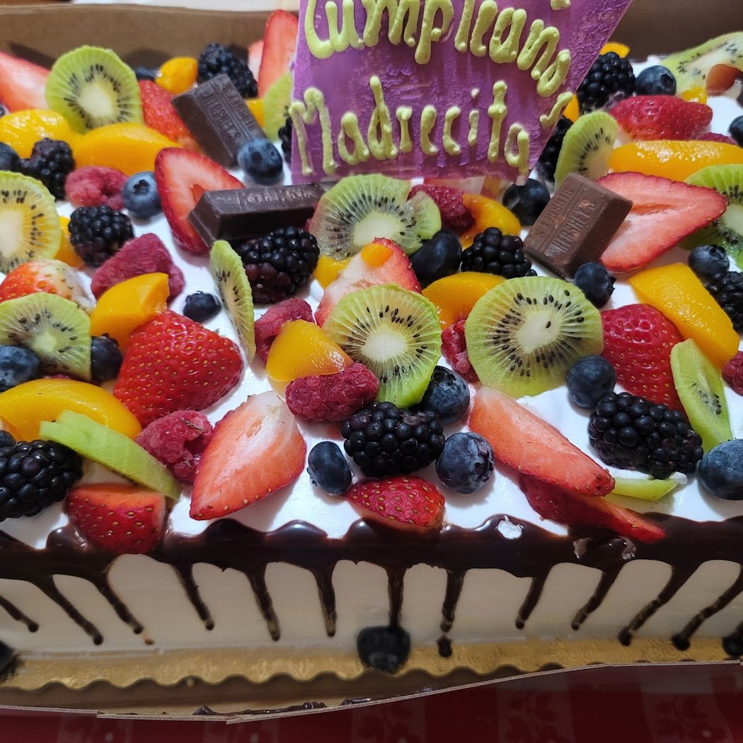 Javie's Cakes 1