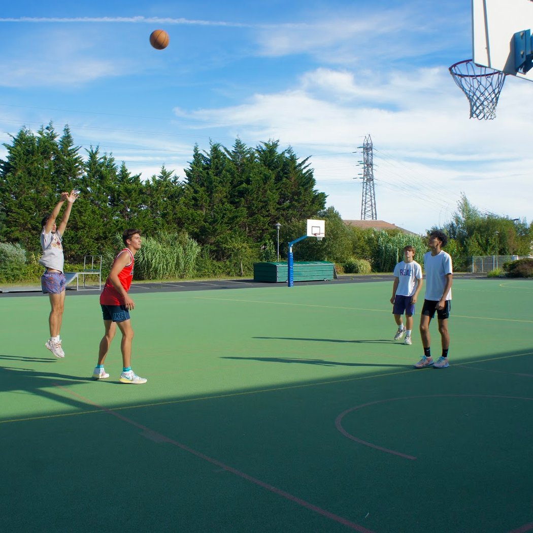 Terrain de basket-ball 2