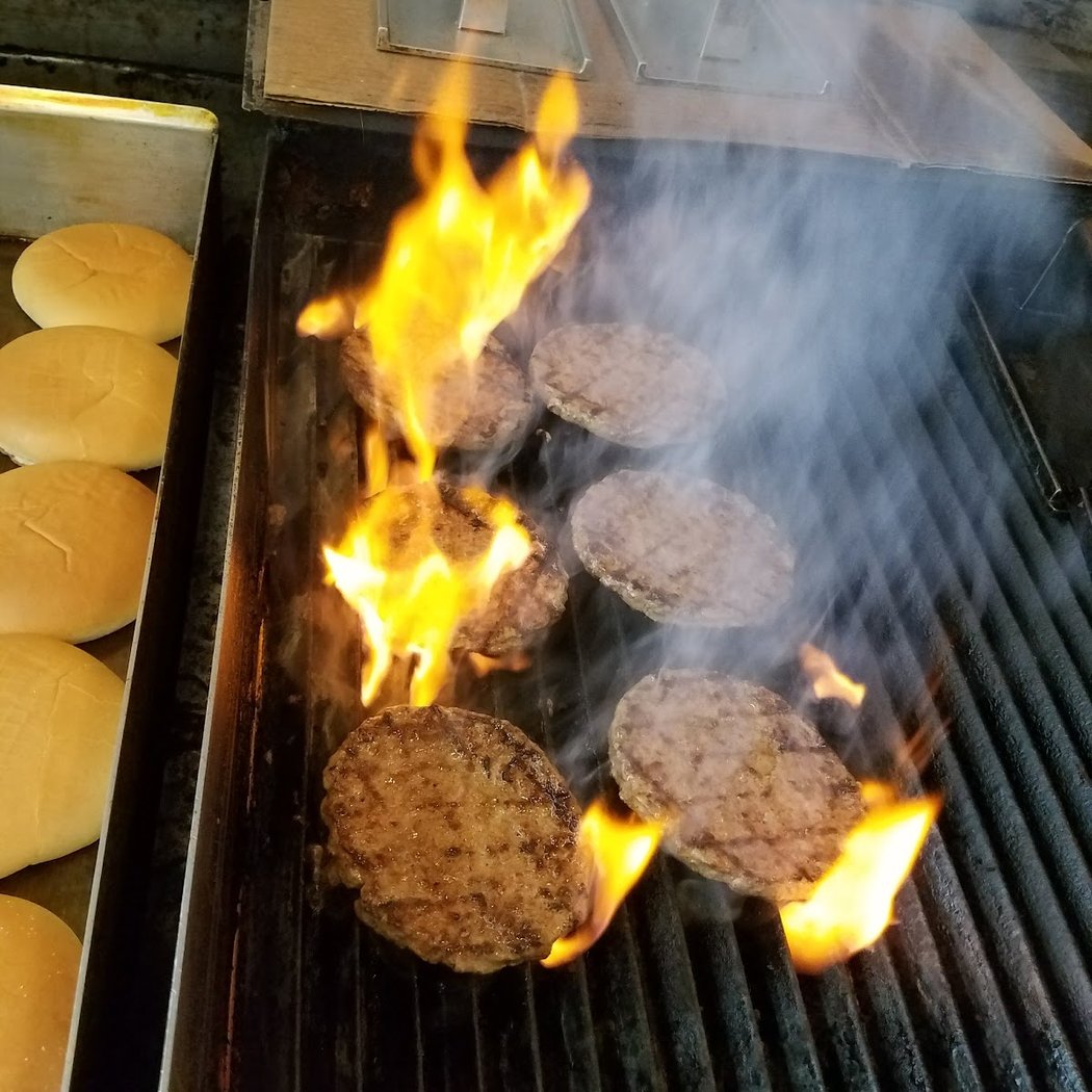 Giant Burgers 3