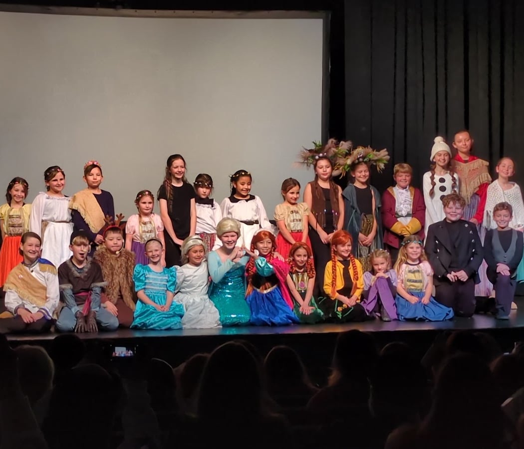 J&S Youth Theater presented by On Stage Vacaville 3