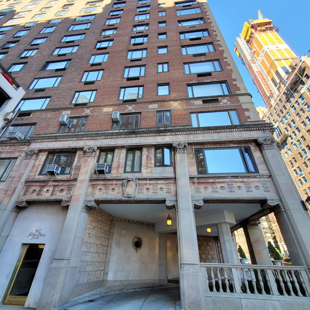 2 Sutton Place South Tenants 1