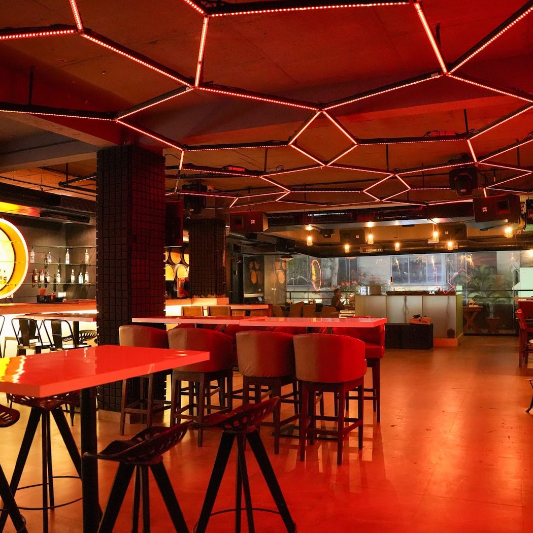 Chapter6 - The Club, Dine in & Rooftop 2