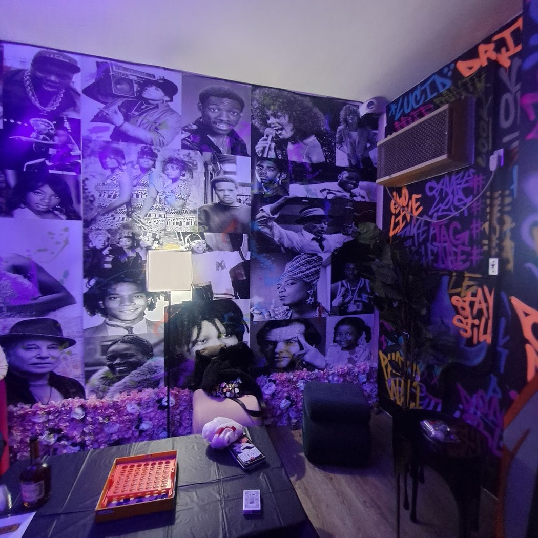 The Drip Paint & Sip Studio 3