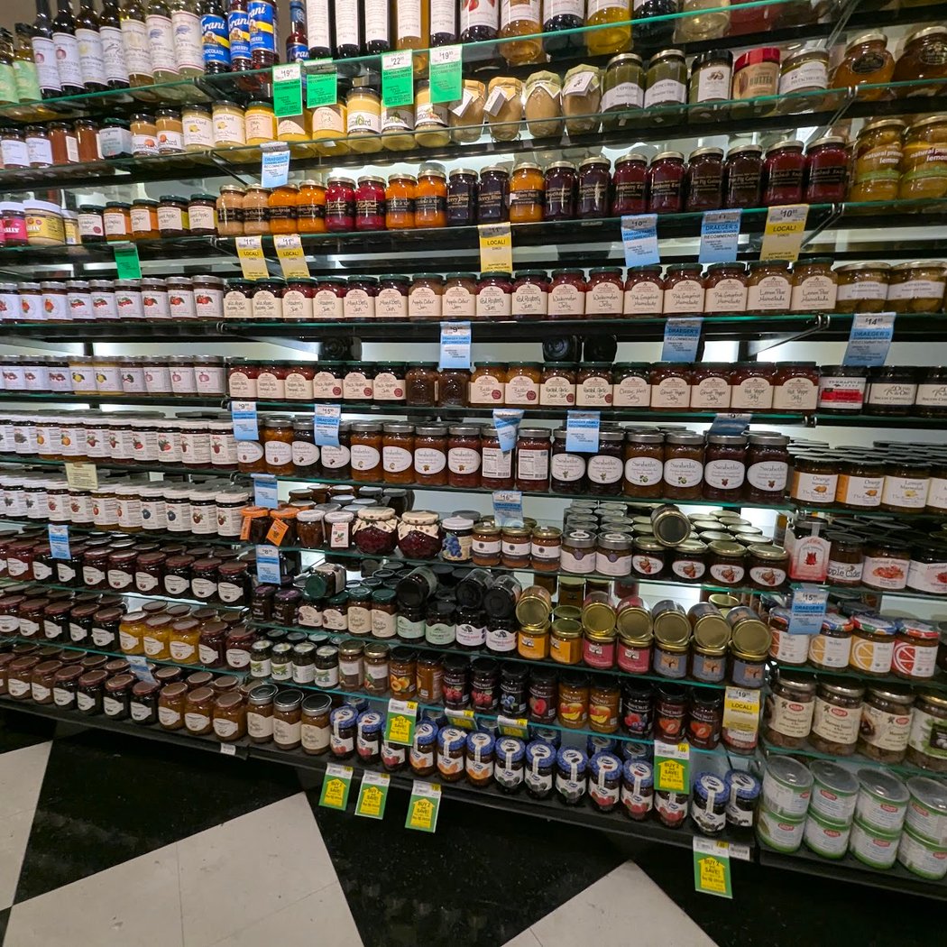 Draeger's Market 3