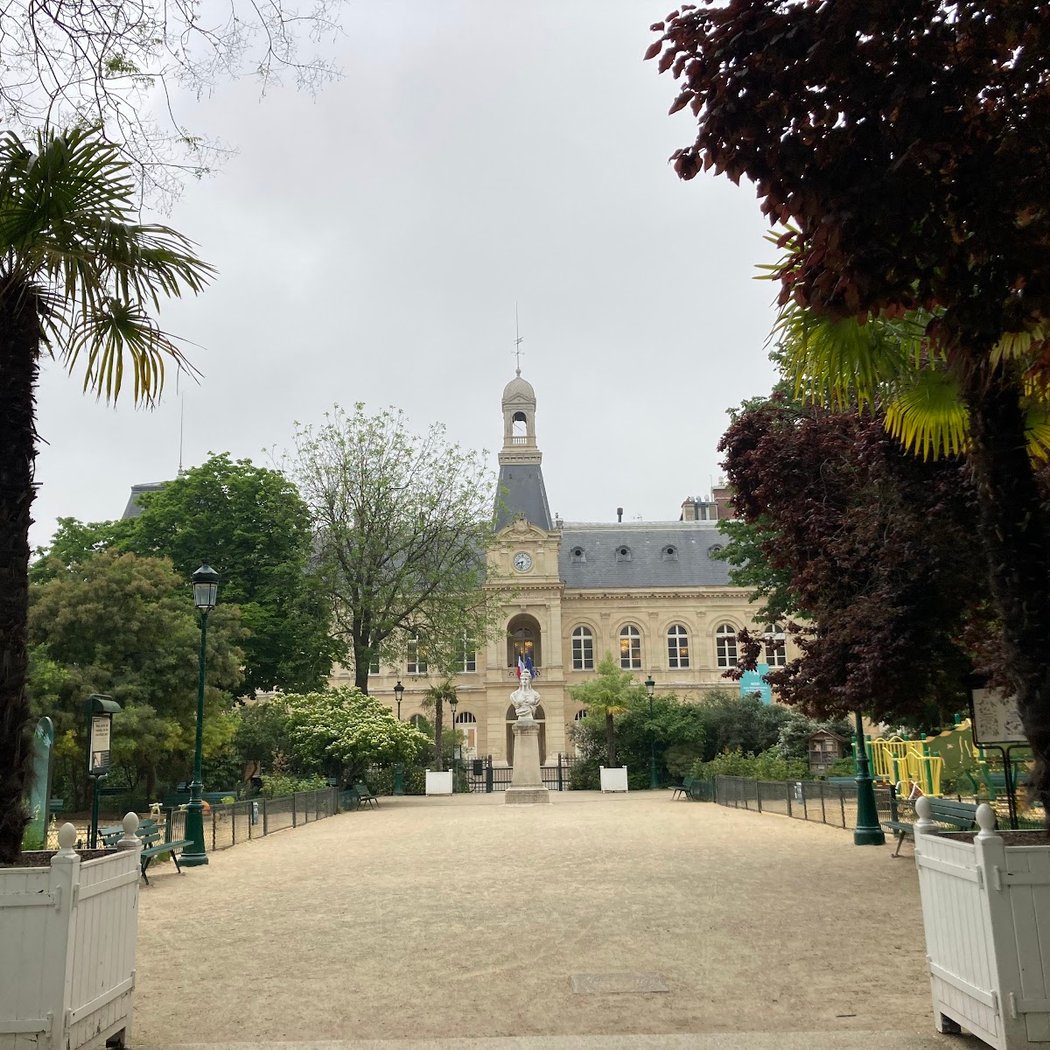 Square Aspirant Dunand 1