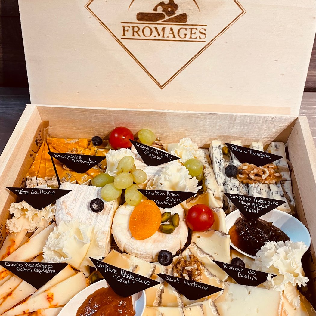 Les goûteurs de FROMAGES Thuir - Crèmerie - fromagerie - Cheese bar à fromages 1