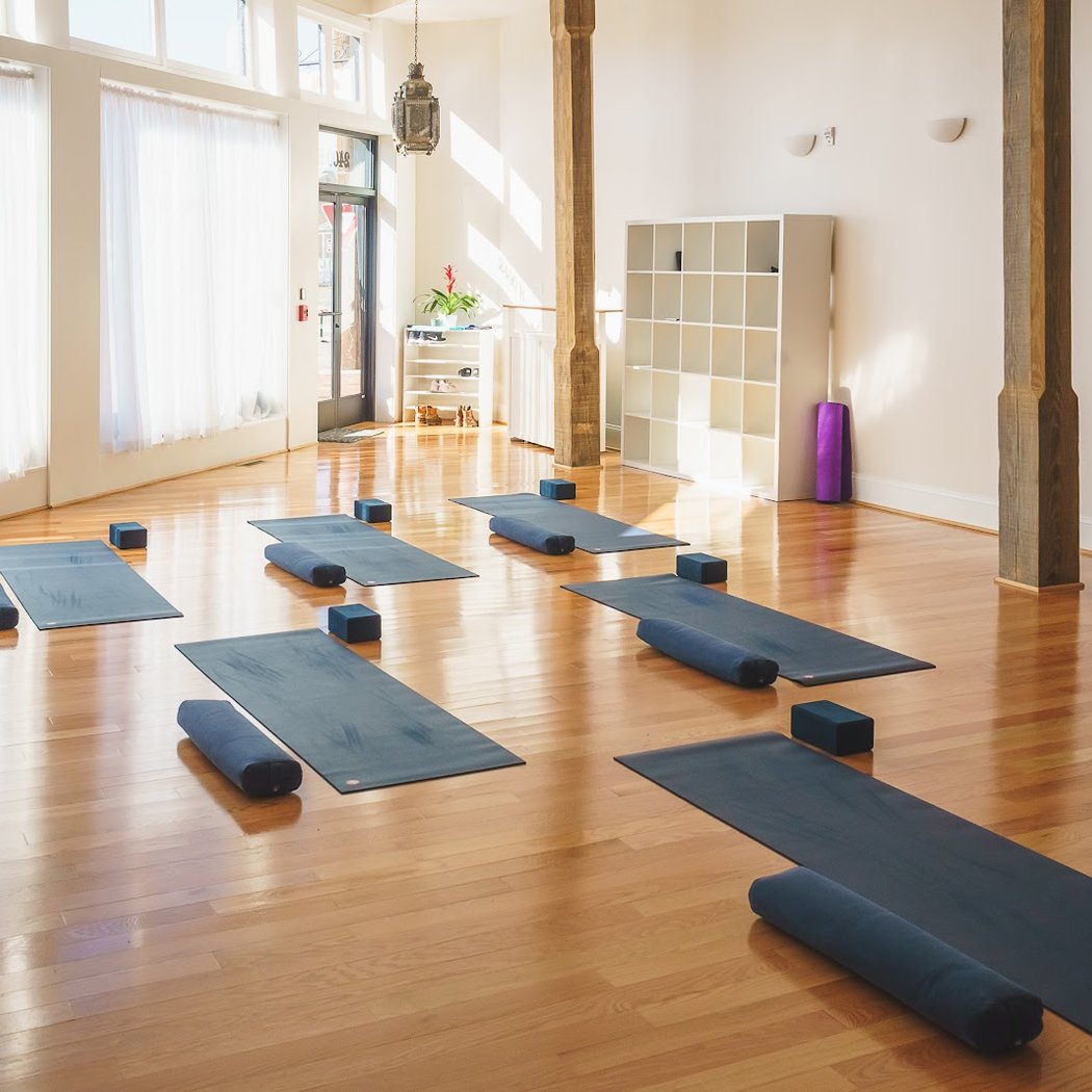Prenatal Yoga 2