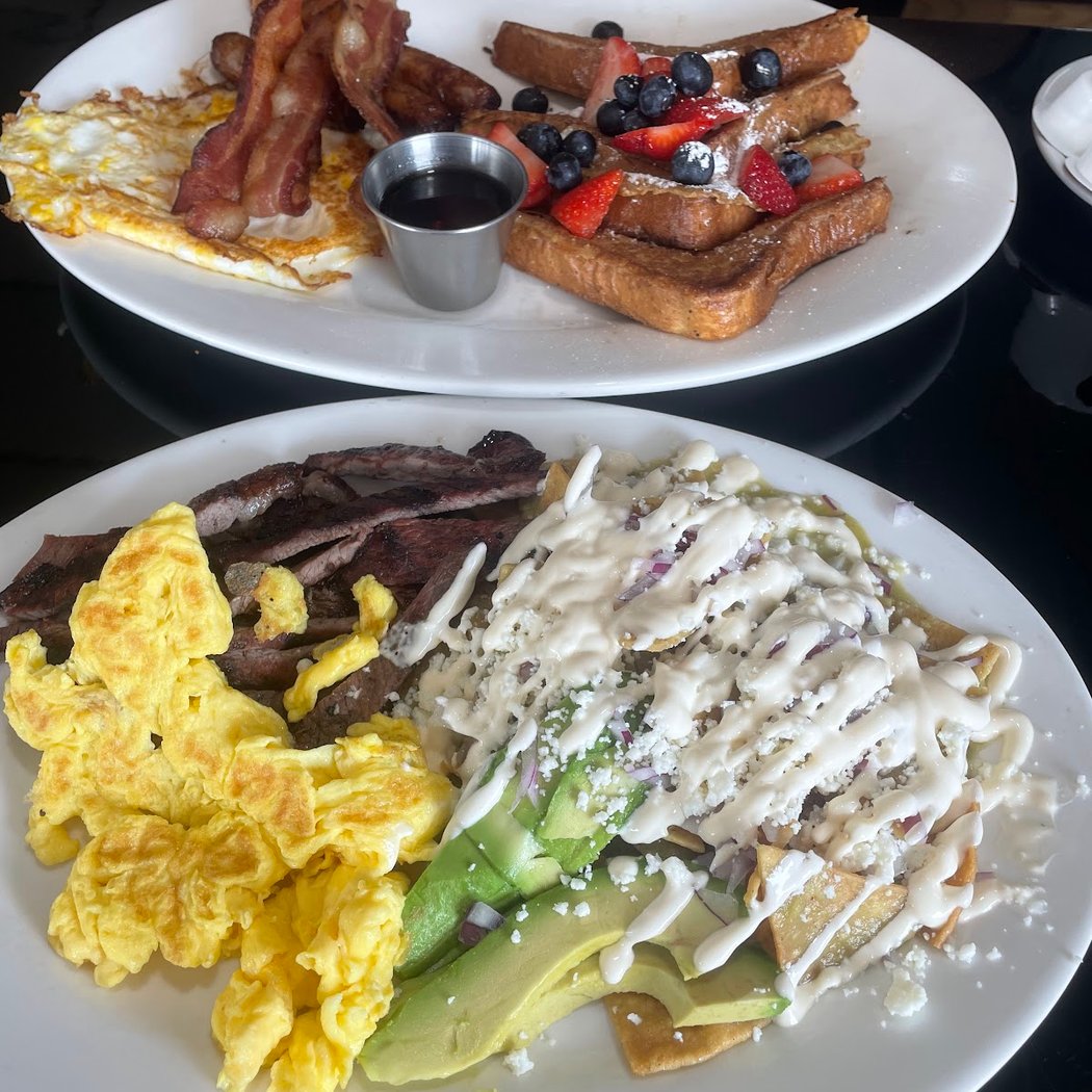 Chilaquiles Los Compadres 3