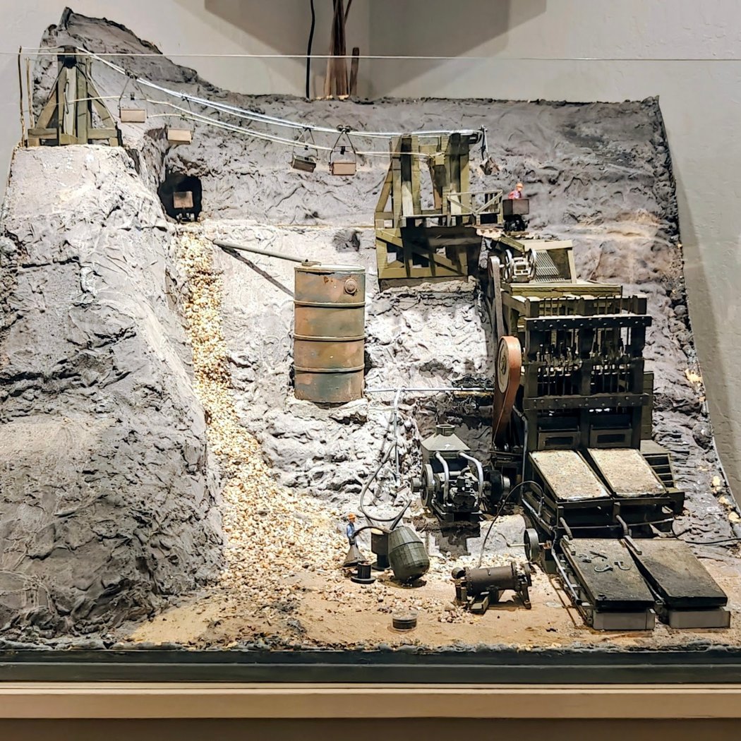Cave Creek Museum – AZ Gold Mining Experience 1