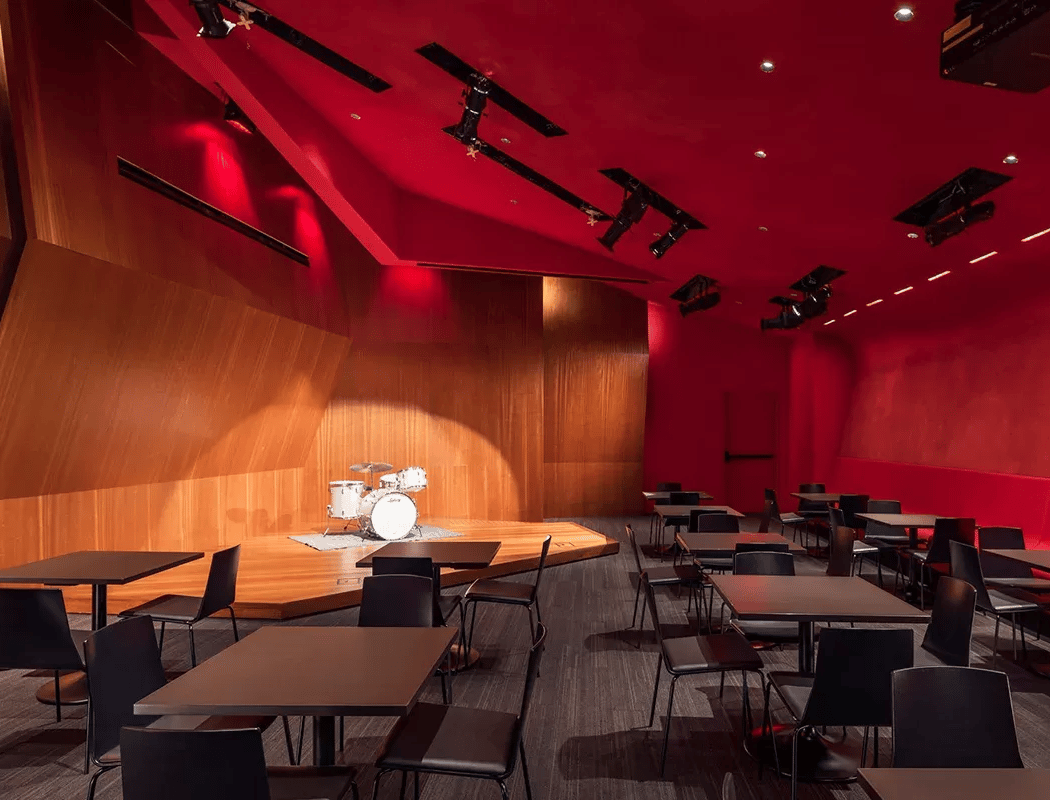 Louis Armstrong Center 1
