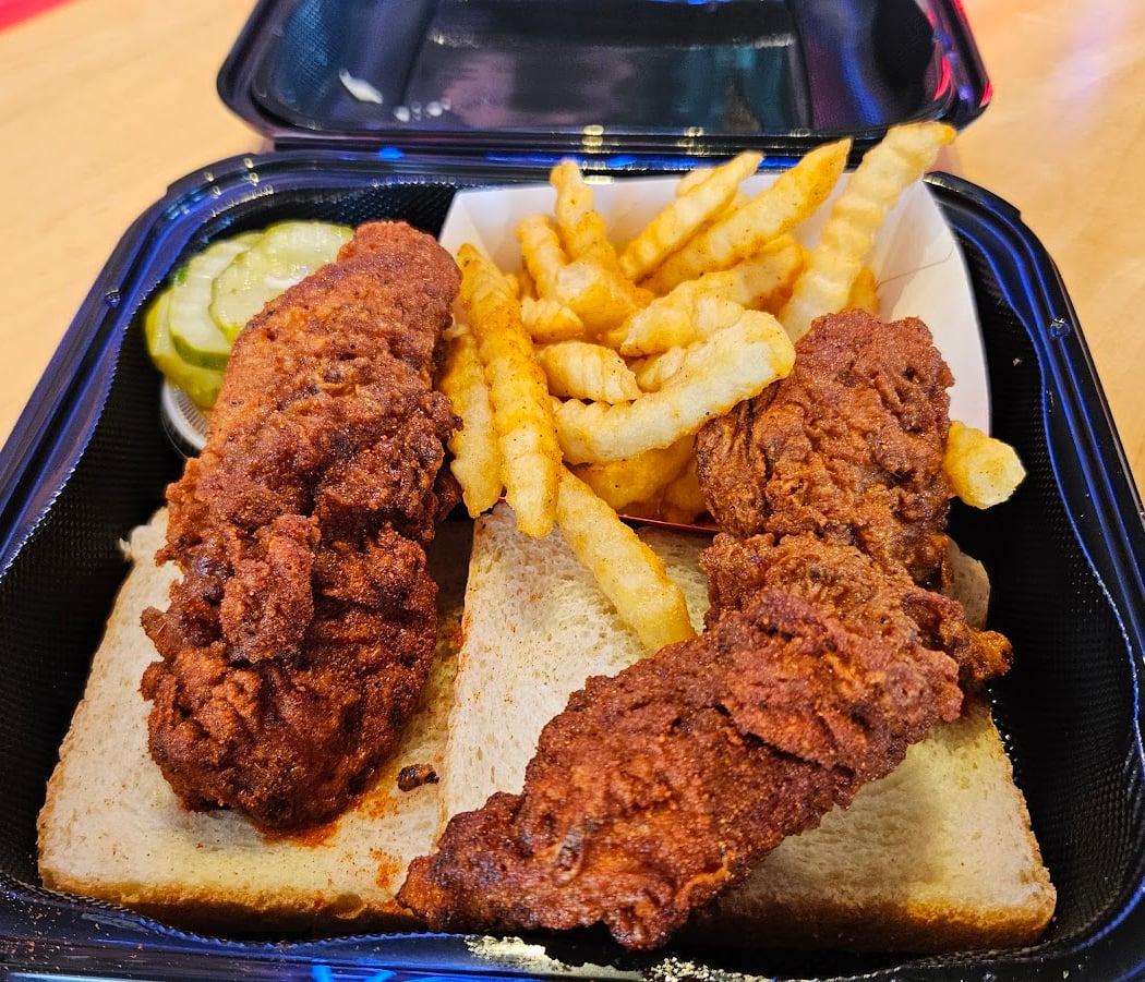 Dave’s Hot Chicken 3
