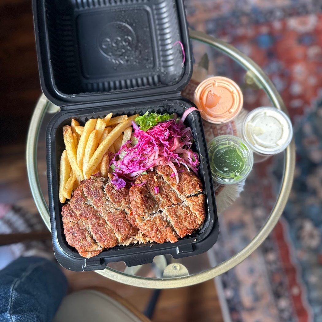 Shawarma Bay 1st Ave 3