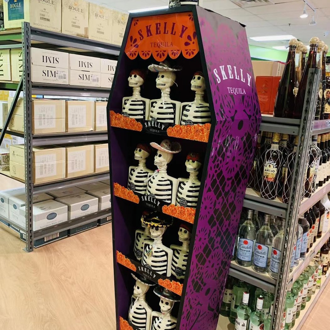Rolling Barrel Wine & Liquor 1