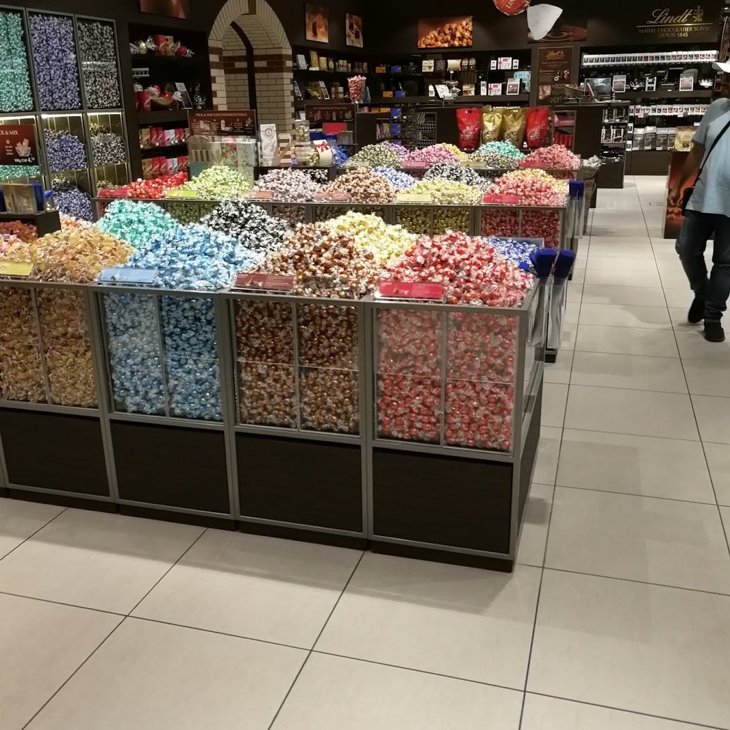 Lindt Chocolate Shop Verkehrshaus 1