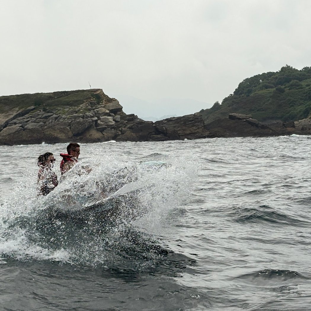 Water Joy Hondarribia | motos de agua y experiencias 1
