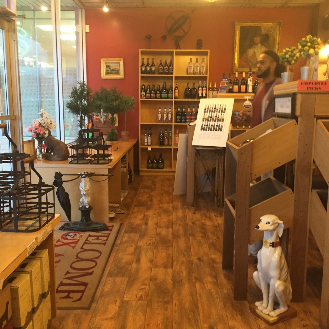 Fox & Hound Wine & Spirits 2