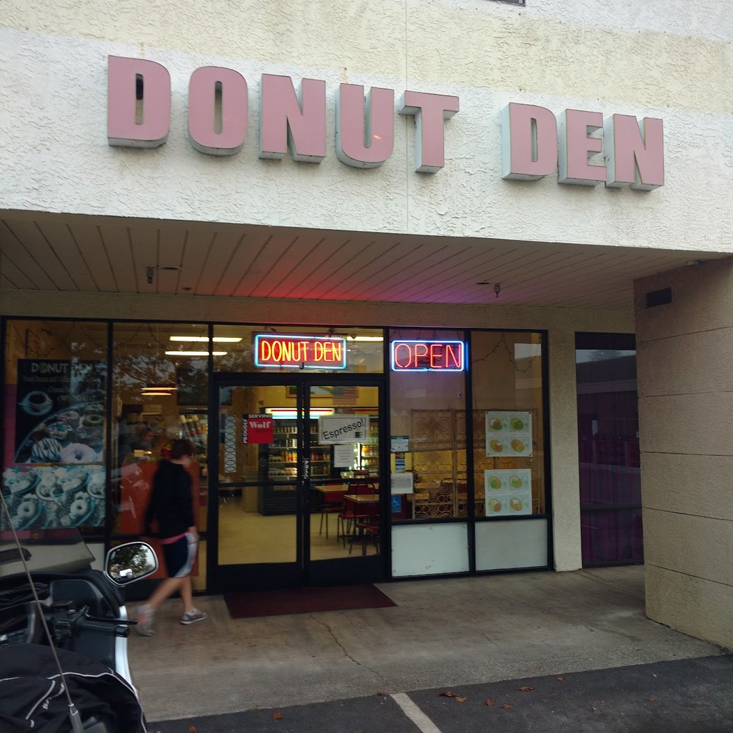 Donut Den 2